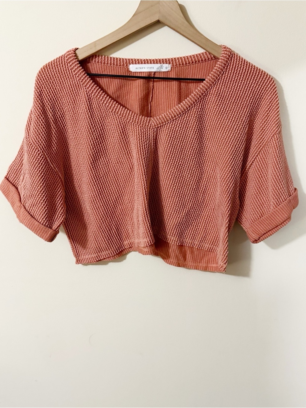 Altar'd State Womens Pink Crop Thick Shirt Size Small Summer Vaction